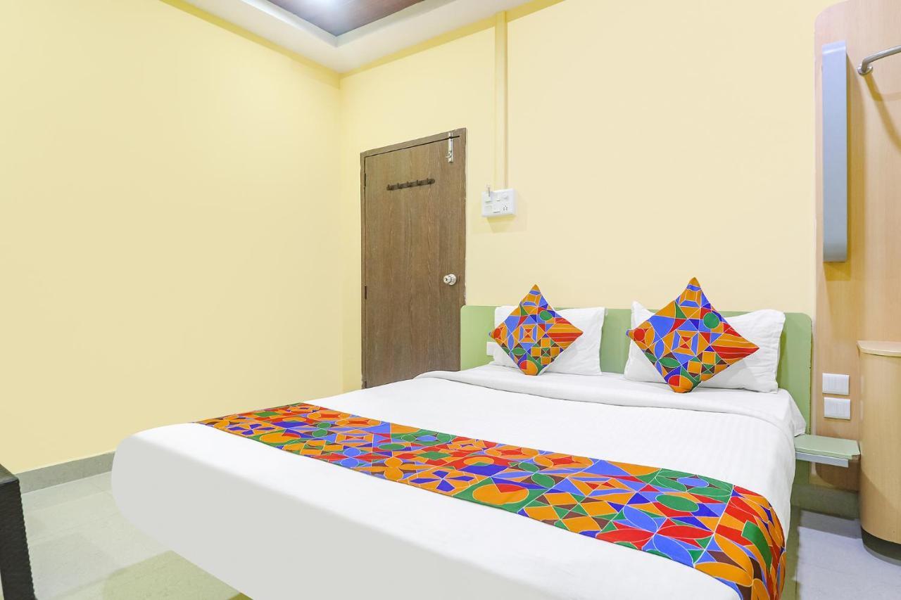 Fabexpress Airport Stay Inn - Nr Hyderabad International Airport, Shamshabad Екстер'єр фото