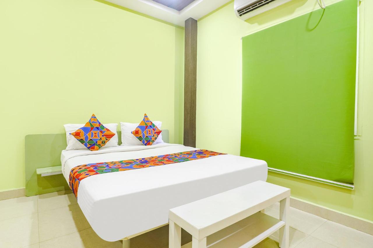 Fabexpress Airport Stay Inn - Nr Hyderabad International Airport, Shamshabad Екстер'єр фото