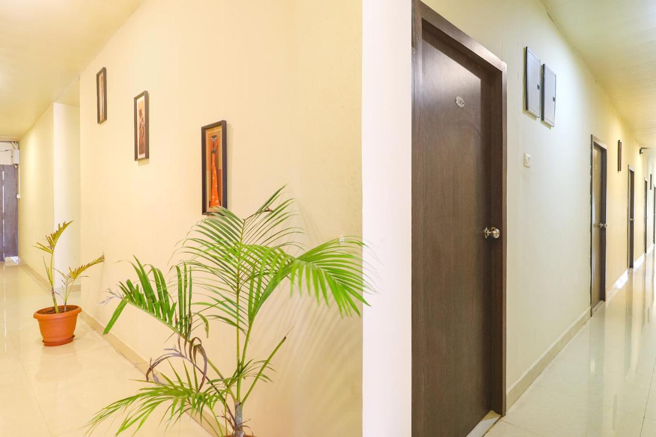 Fabexpress Airport Stay Inn - Nr Hyderabad International Airport, Shamshabad Екстер'єр фото