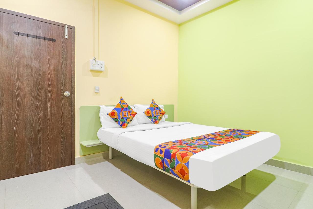 Fabexpress Airport Stay Inn - Nr Hyderabad International Airport, Shamshabad Екстер'єр фото